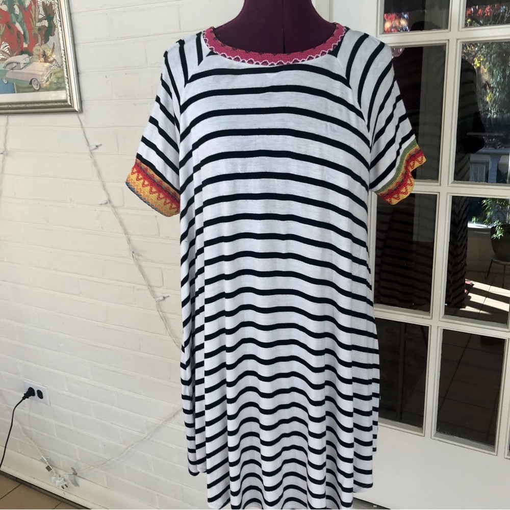 Eloges Striped Dress with Embroidered Details XL